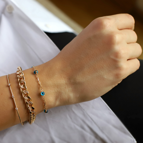 Taşlı Gurmet Altın Tasarım Bileklik