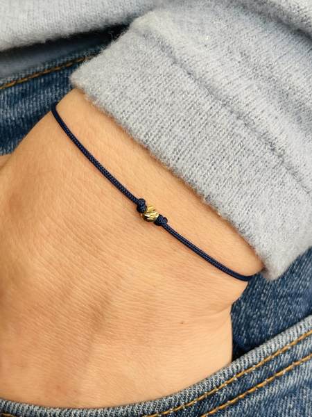 Kalemli Büyük Top Altın İp Bileklik