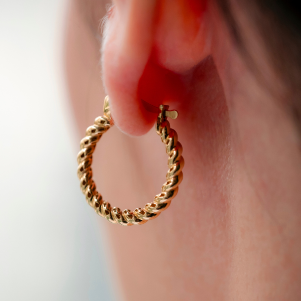 Burgu Altın Halka Küpe