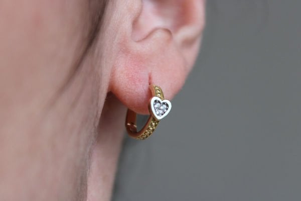 Amor Altın Tasarım Küpe