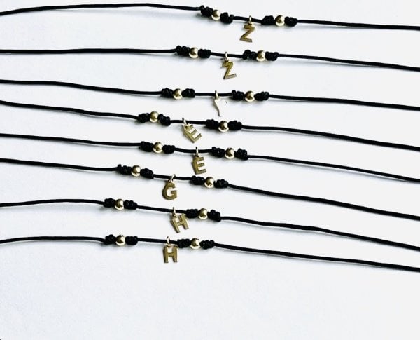 Harfli ve Toplu Altın İp Bileklik