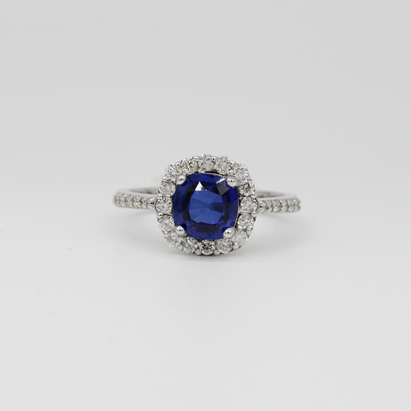 Safir Taşlı Pırlanta Yüzük