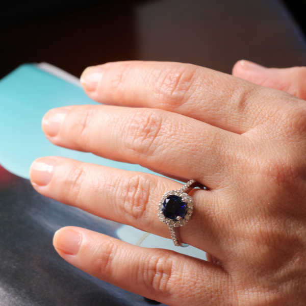 Safir Taşlı Pırlanta Yüzük