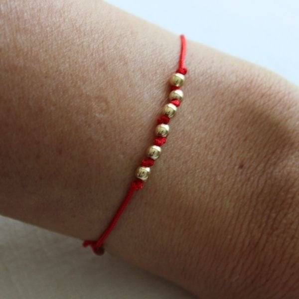 Altıncı His İp Bileklik